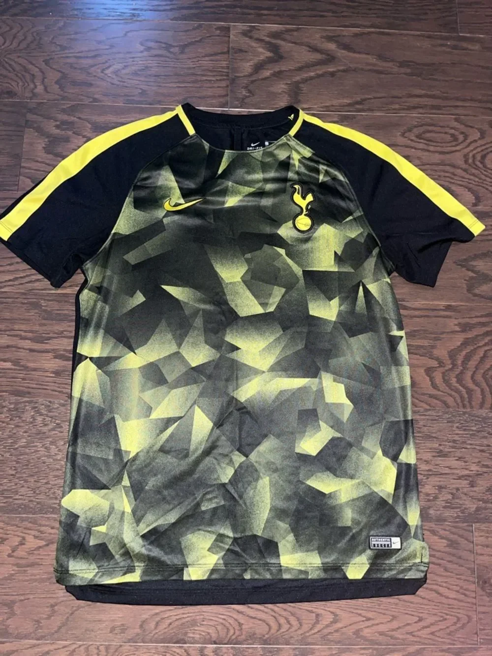 Nike Dri Fit Tottenham Hotspur London soccer jersey Black Yellow L Slim